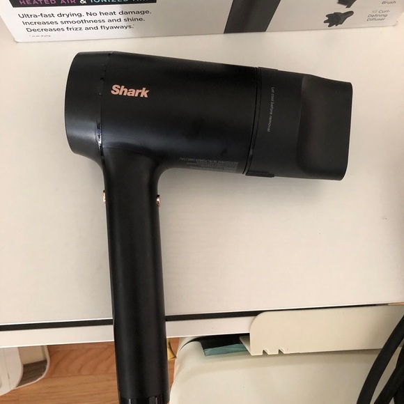NIB Shark Hyper Air Hair Dryer - Picture 3 of 11